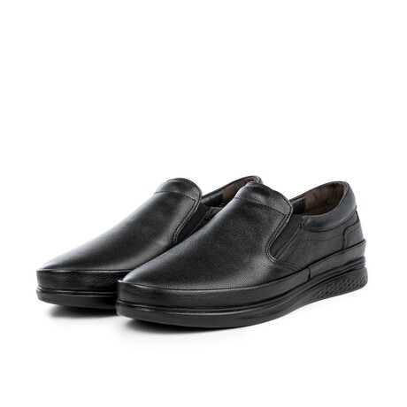 Men's Genuine Leather Slip On Casual Shoes // Black (Euro: 40)