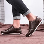 Men's Pierced+Plain Genuine Leather Casual Sneakers // Brown (Euro: 44)