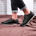 Men's Pierced Genuine Leather Casual Sneakers // Black (Euro: 42)