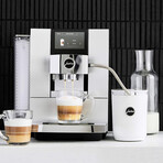 Z10 Automatic Coffee Machine // Aluminum White +  I year DB membership ($299 Value)