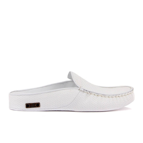 Men's Texturized Leather Slip On Loafers // White (Euro: 40)