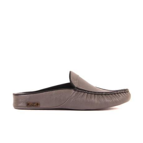 Men's Leather Slip On Loafers // Dark Gray (Euro: 40)