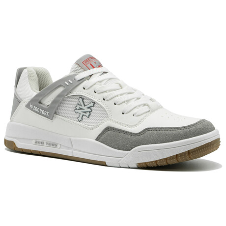 Epic Sneakers // White (US: 8)