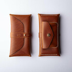 Multipurpose Envelope Case With Pocket // Cognac