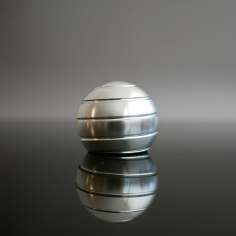 MezmoGlobe // Silver