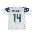 DK Metcalf Signed Seahawks Jersey  & Tyler Lockett Signed Seahawks Jersey