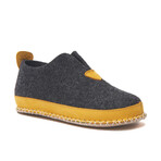 Ivy Wool Slipper // Dark Gray + Yellow (Euro: 36)