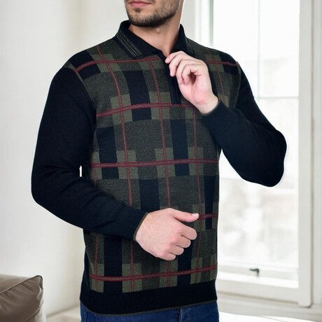 Half Zip Plaid Patterned Sweater // Black (M)