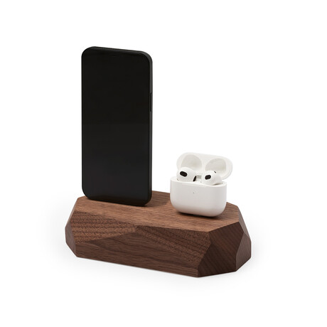 Dual Dock // Walnut (2 x Lightning)