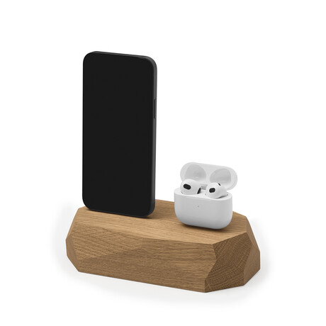 Dual Dock // Oak (2 x Lightning)