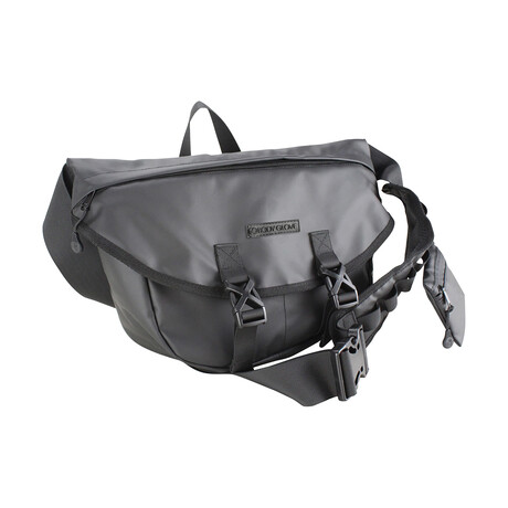 Body Glove Taluca Messenger Bag with Pouch // Black