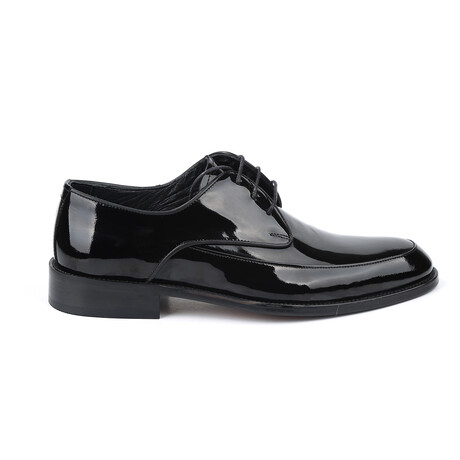 Patent Leather Brogue Dress Shoe // Black (Euro: 39)