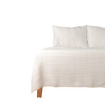 Veranova Home  Waffle Warmth Throw (Almond Frost)