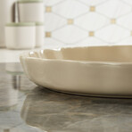 Leo Balance Stone Rippled Pie Dish 11"// 1.59qt. // Moonbeam