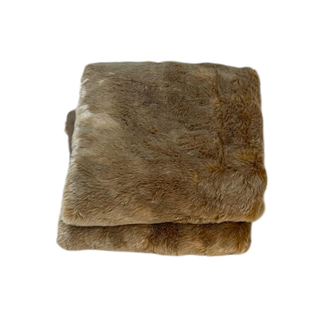 Bear Throw // Tan