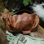 21" Leather Duffel Bag + Free Matching Dopp Kit // Saddle Brown 