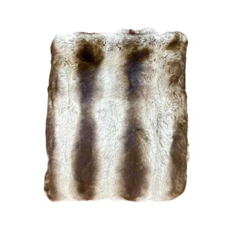 Chinchilla Luxe Faux Fur Throw // Ash