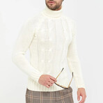 Turtleneck Cable Knit Sweater // White (S)