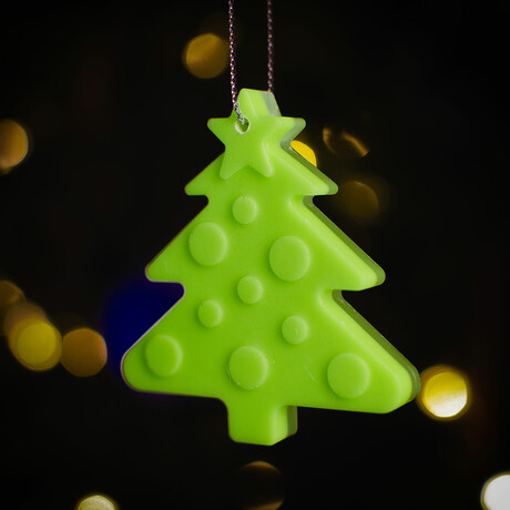 Glowing Christmas Tree Ornament // Pack of 3 // Green