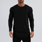 Crewneck Long Sleeve Curved Hem T-Shirt // Black (L)