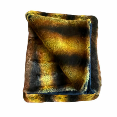 Chinchilla Luxe Faux Fur Throw // Amber