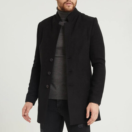 Plain Slim Fit Pointed Collar Buttoned Coat // Black (S)