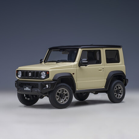 Suzuki Jimny (JB74), Chiffon Ivory Metallic/Black Roof