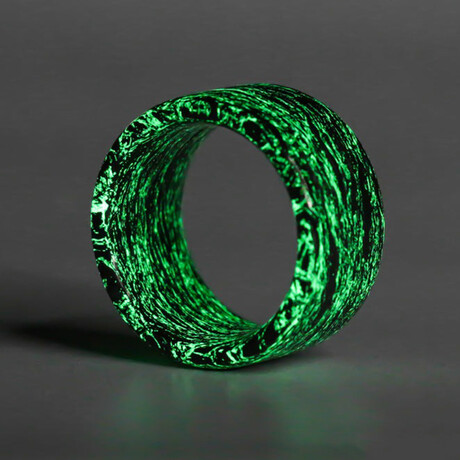 Glowing Forged Carbon Fiber Ring // Black + Green (6)