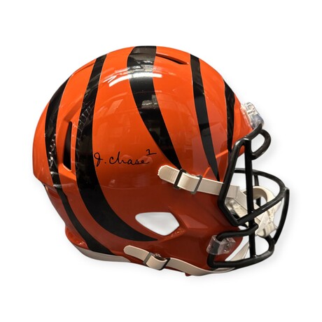 Ja'Marr Chase // Cincinnati Bengals // Autographed Replica Helmet