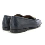 Grainy Leather Yacht Buckle Loafers // Dark Blue (39)