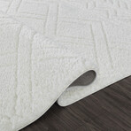 Turkish Shaggy Ivory Area Rug // 4' 9'' X  7' 0''