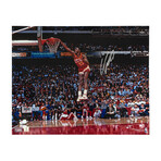 Dominique Wilkins // Hawks // Signed One Hand Dunk 16x20 Photo