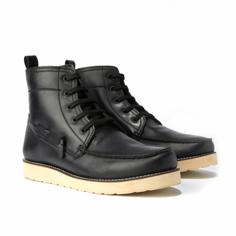 1126 // Leather Moc Toe Boots // Black (US: 7)