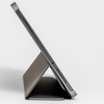 Innodude iPad Case with Extension Hub // 11" with 1080p // Grey