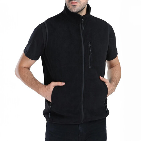 Multi-Pocket Fleece Vest // Black (S)