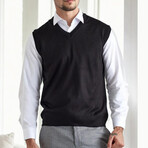 V-Neck Knit Sweater // Black (M)