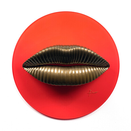 Lips Sculpture // Glossy Golden On Red