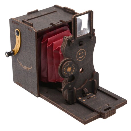 Pre-assembled Pinhole Instant SQUARE Film Camera (Stained Brown)