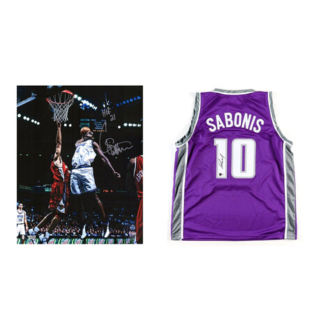 Sacramento Kings Chris Webber Signed Photo & Domantas Sabonis Signed Jersey