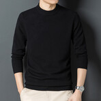 Solid Crewneck Pullover // Black (L)