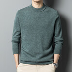 Solid Crewneck Pullover // Pale Emerald (M)