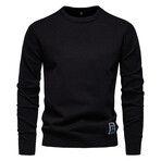 Solid Crewneck Pullover // Black (L)