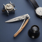 Deejo 27g. // Olive Wood // Bull