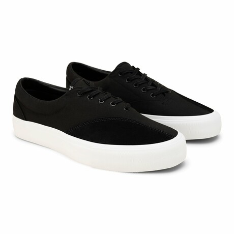Donny Sneakers // Blacked Out (US: 7)