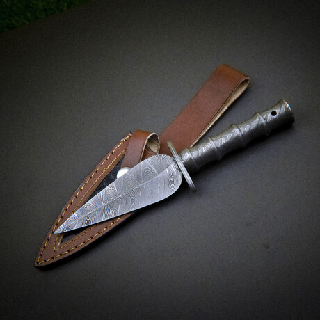 The Saber Leaf