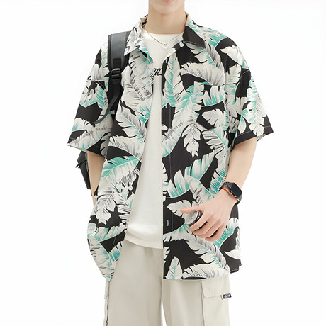 Leaf Pattern Short-Sleeve Oversized Button-Up Shirt // Black (XS)