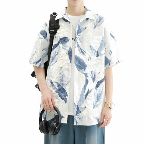 Leaf Pattern Short-Sleeve Oversized Button-Up Shirt // White (XS)