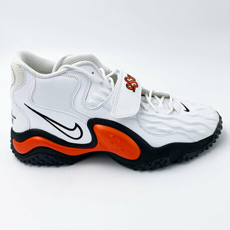 Barry Sanders // Signed Nike Air Zoom Turf Jet Shoe w/"Heisman 1988"
