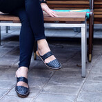 Women's // Belle Leather Slip-on // Black (US: 6)