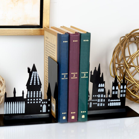 Harry Potter Hogwarts Castle Glow In The Dark Design // Metal Bookends